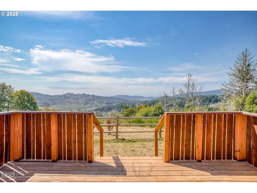 946 N Echo Mountain Rd, Otis, OR 97368 - Image #2