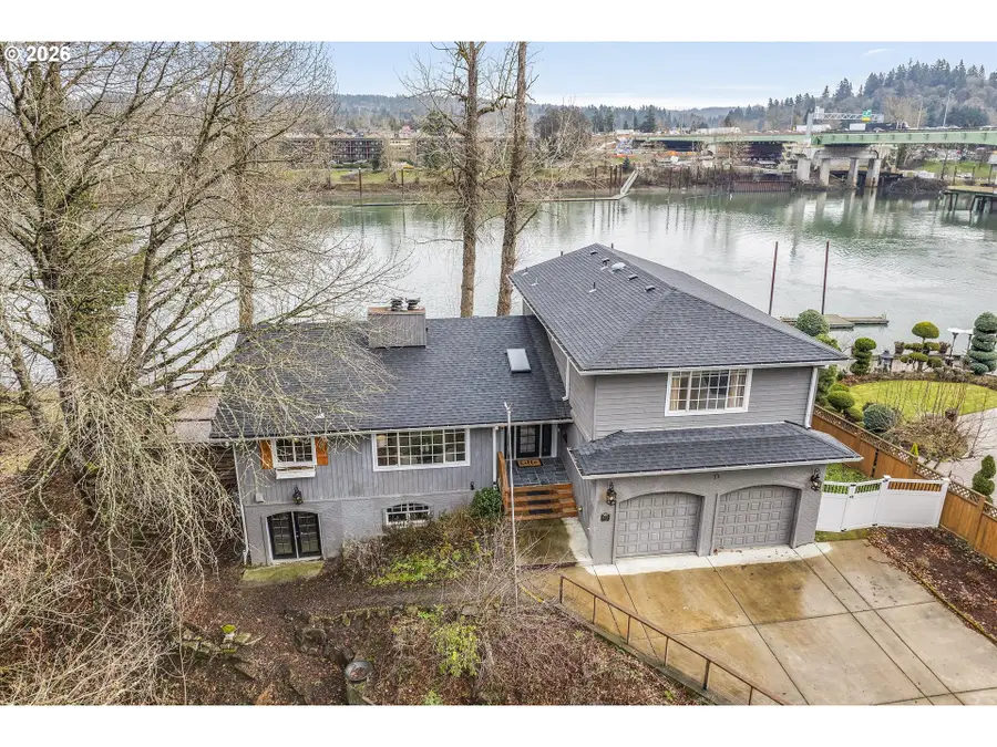 5557 River St, West Linn, OR 97068 - Image #2