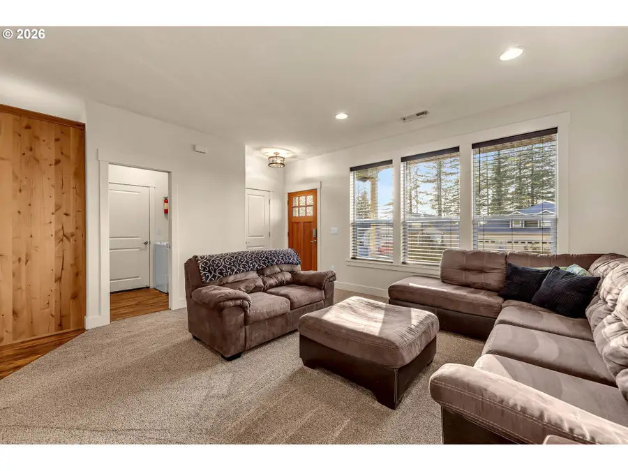 3182 44th St, Washougal, WA 98671 - #3