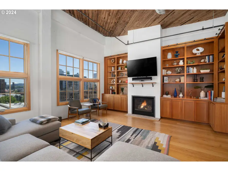 1420 NW Lovejoy St #703, Portland, OR 97209 - Image #3