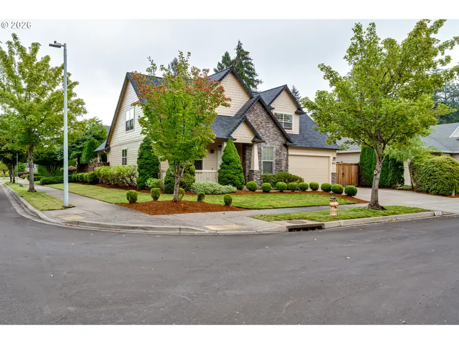 4635 Champagne Ln, Eugene, OR 97404 - #3