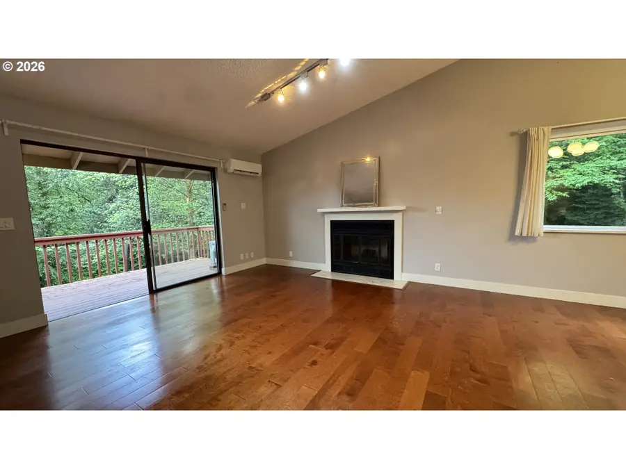 2800 Treetop Ln, Northwest Clackamas, OR 97068 - #2