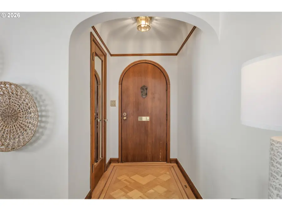 3935 NE 65th Ave, Portland, OR 97213 - #2