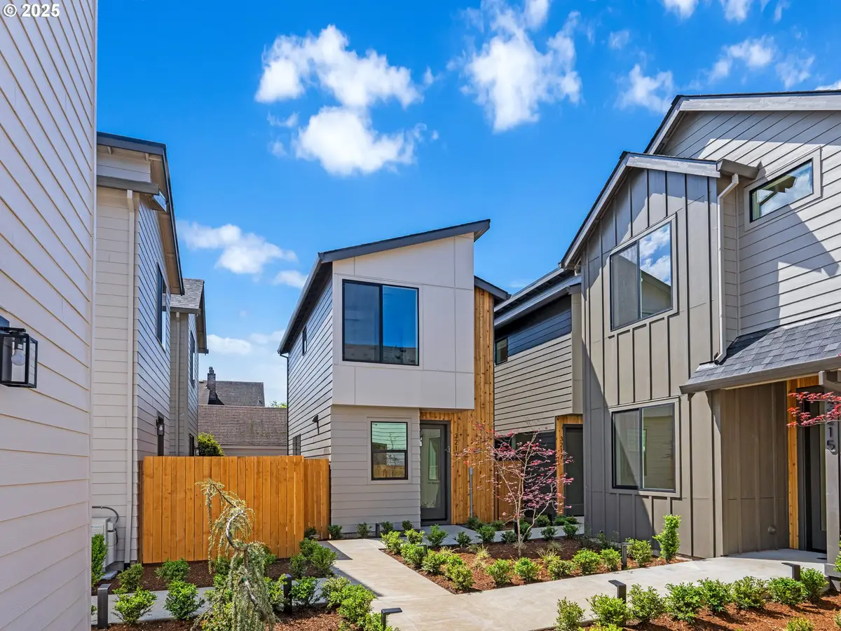 3219 SE 28th Ave #5, Portland, OR 97202 - Image #1