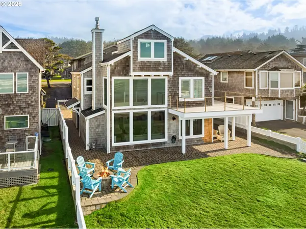 3772 Pacific St, CannonBeach, OR 97110