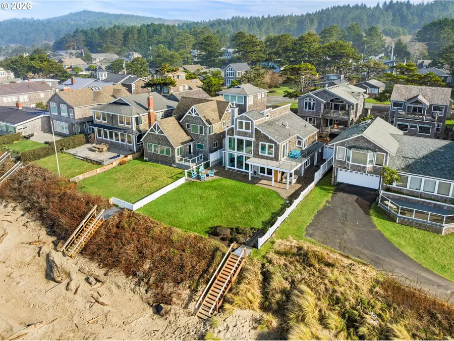 3772 Pacific St, Cannon Beach, OR 97110 - #3