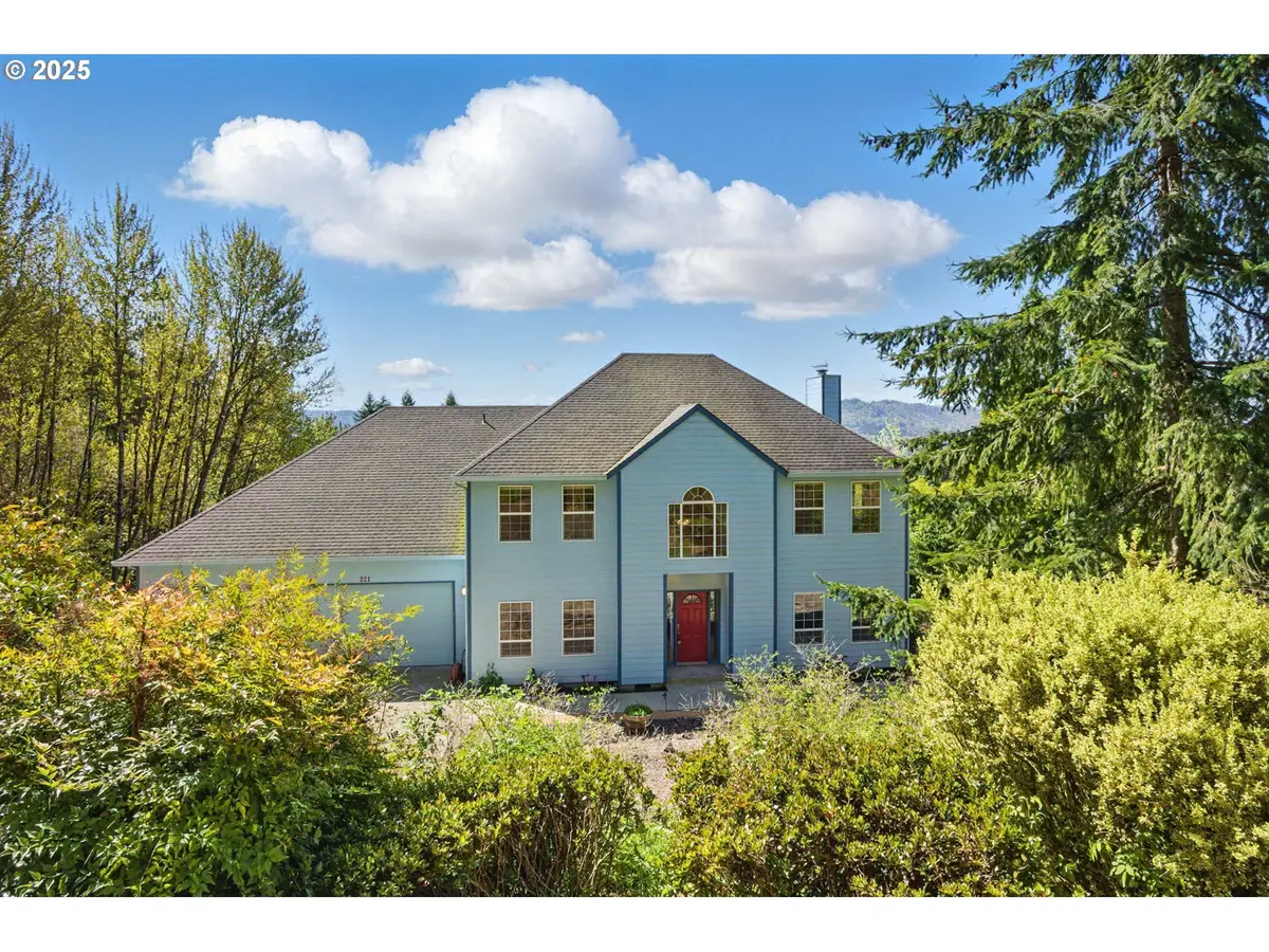 221 Prospect Rd, Woodland, WA 98674 - Image #1