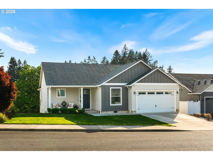 826 W Golden Eagle Dr, La Center, WA 98629 - #2