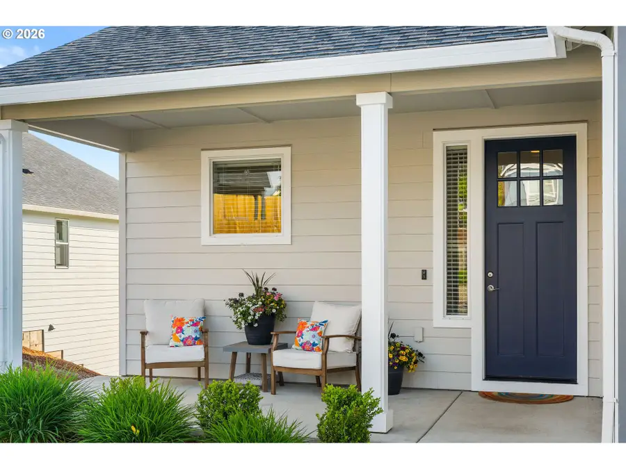826 W Golden Eagle Dr, La Center, WA 98629 - #3