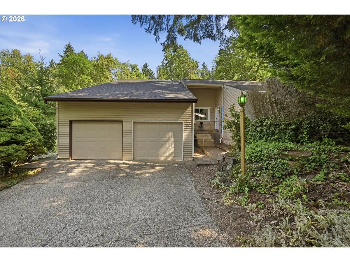 2883 Timberline Dr, Eugene, OR 97405 - #1
