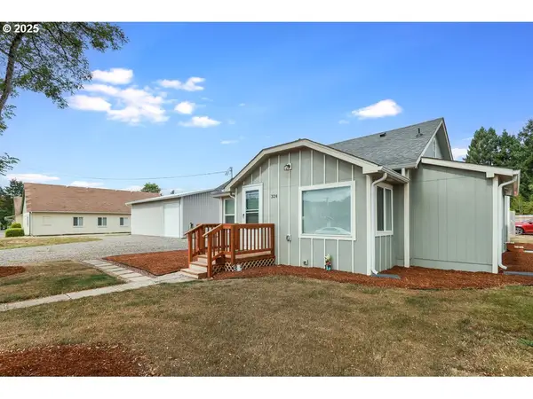 324 6th St, Vader, WA 98593