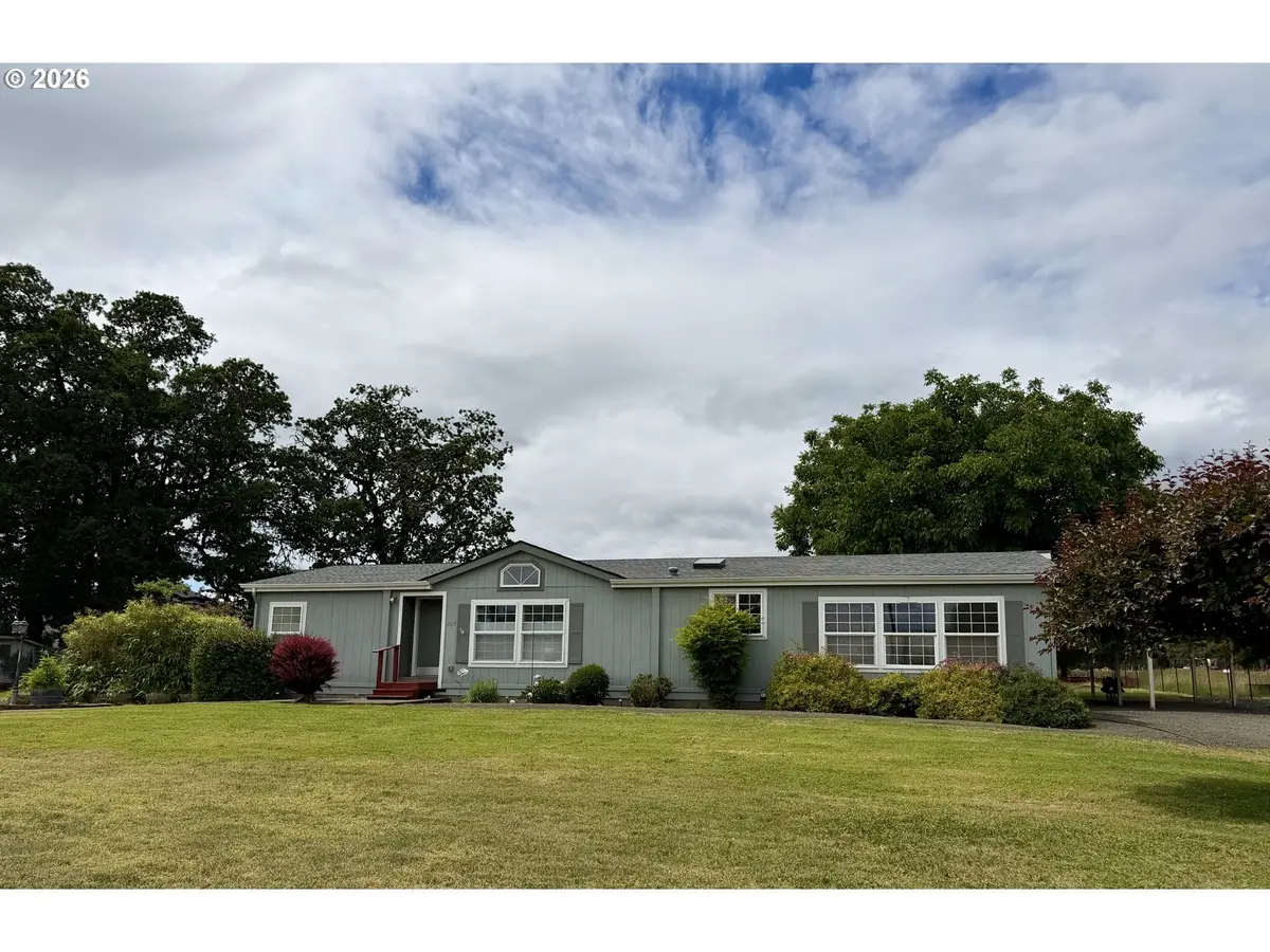 269 NW Woods Ln, Dallas, OR 97338 - #1
