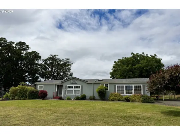 269 NW Woods Ln, Dallas, OR 97338