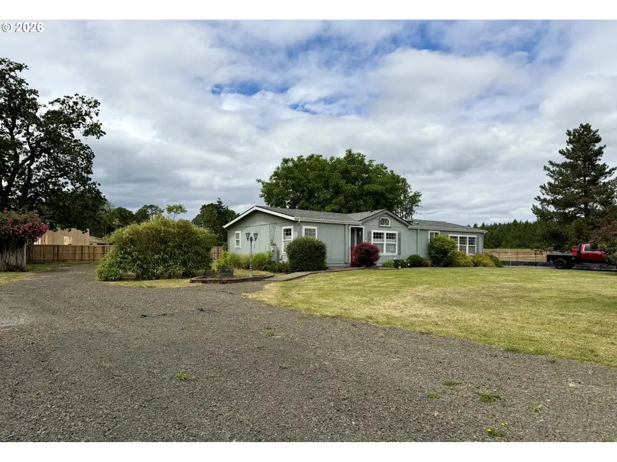 269 NW Woods Ln, Dallas, OR 97338 - #2