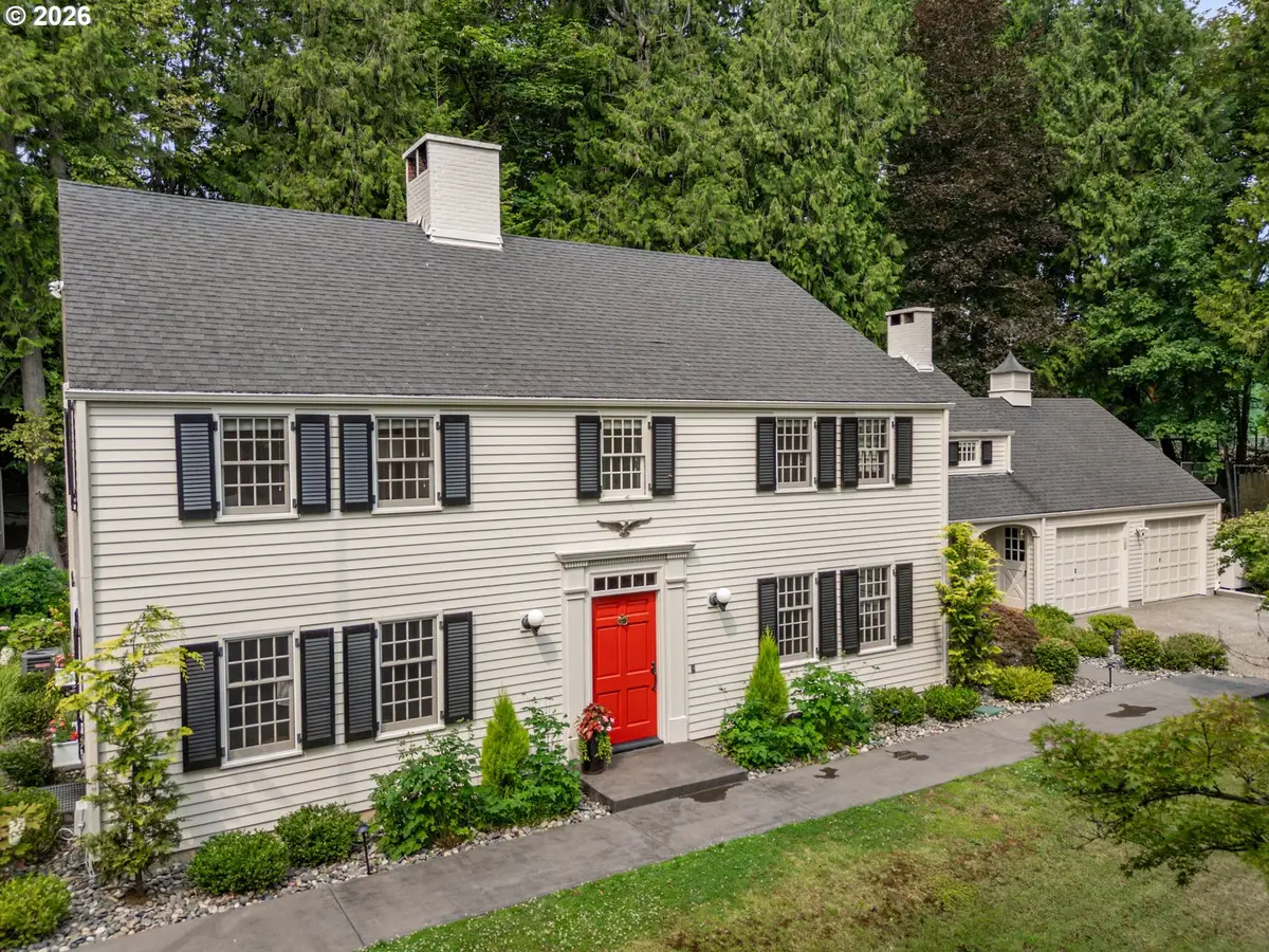 7330 SW Dogwood Pl, Portland, OR 97225 - #1