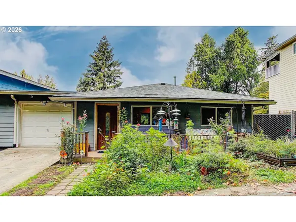 10107 SE Tibbetts Ct, Portland, OR 97266