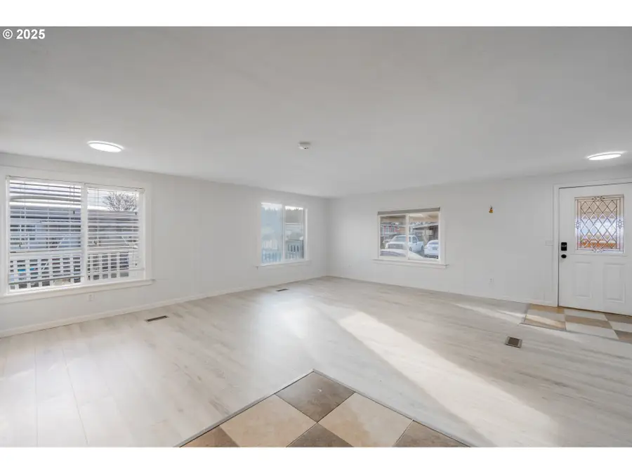 3289 Ash St #61, Hubbard, OR 97032 - Image #2