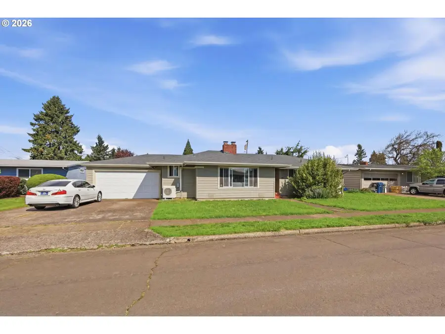 76 Woodlane Dr, Springfield, OR 97477 - #3