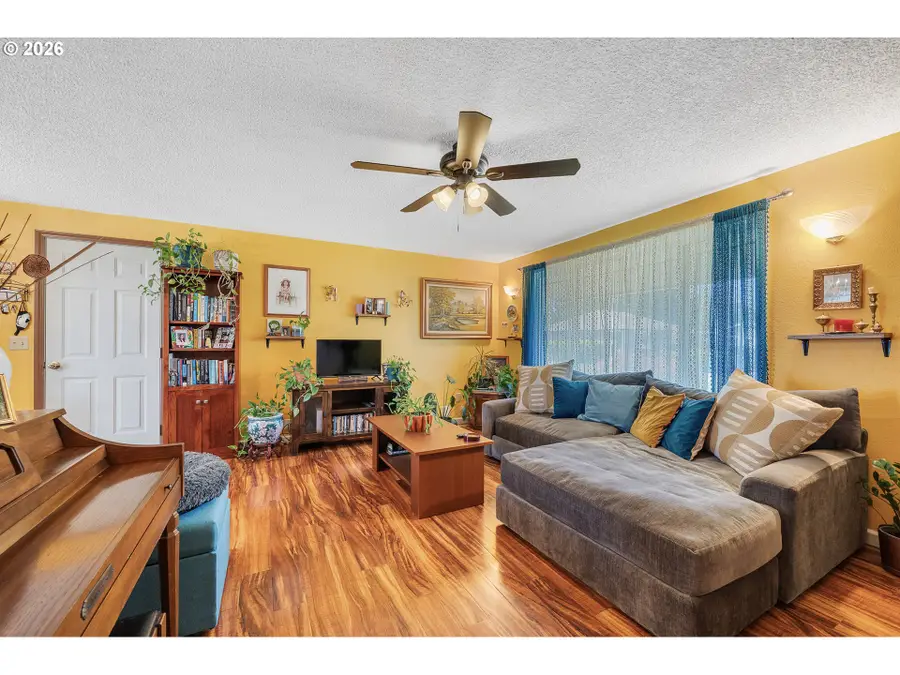 3509 Walnut Ln, Tillamook, OR 97141 - #3