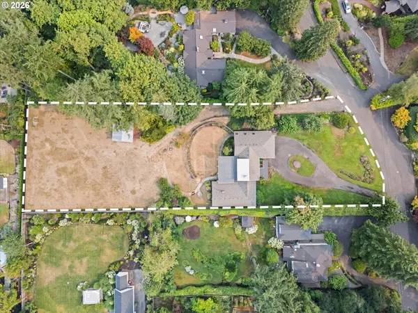 4325 SW Charming Way, Portland, OR 97225