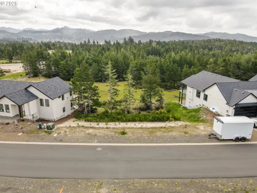 476 Meadows Dr, Manzanita, OR 97130 - #2