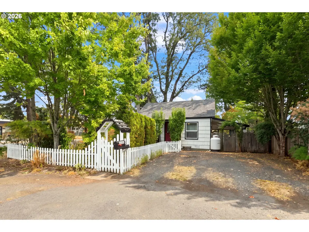 88159 4th St, Veneta, OR 97487 - #1