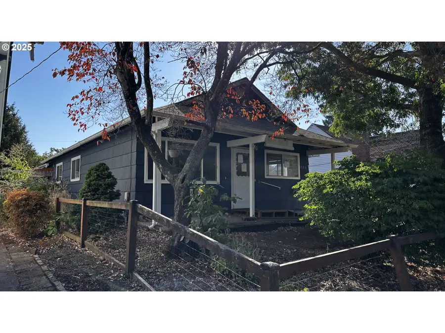 920 NE 77th Ave, Portland, OR 97213 - Image #2