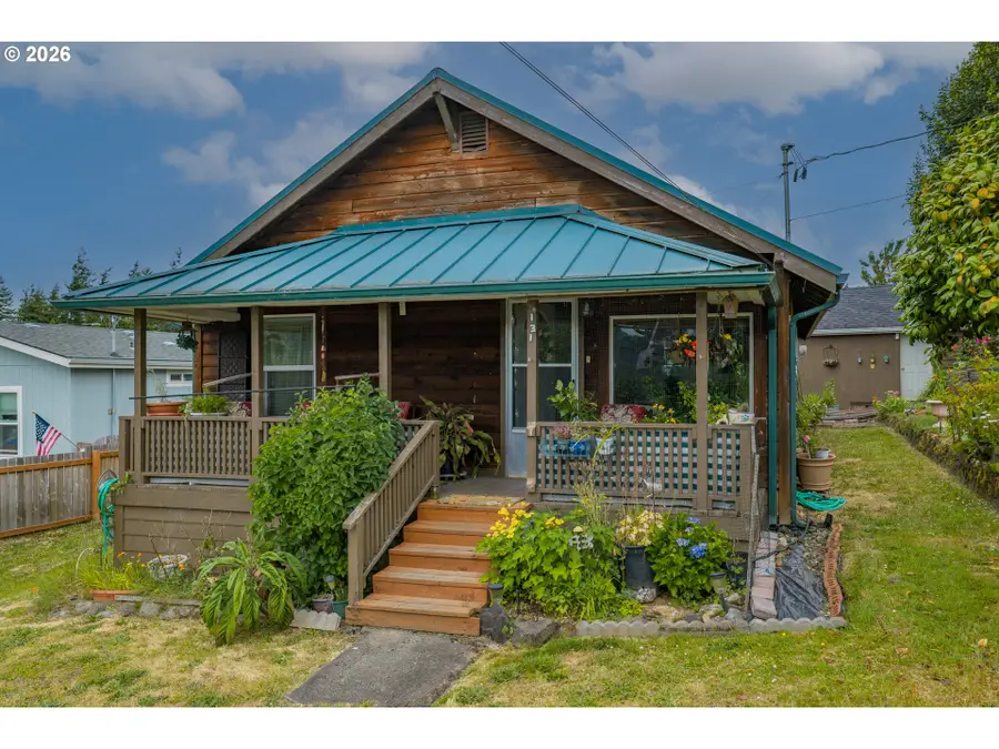 131 Bender St, Myrtle Point, OR 97458 - #3