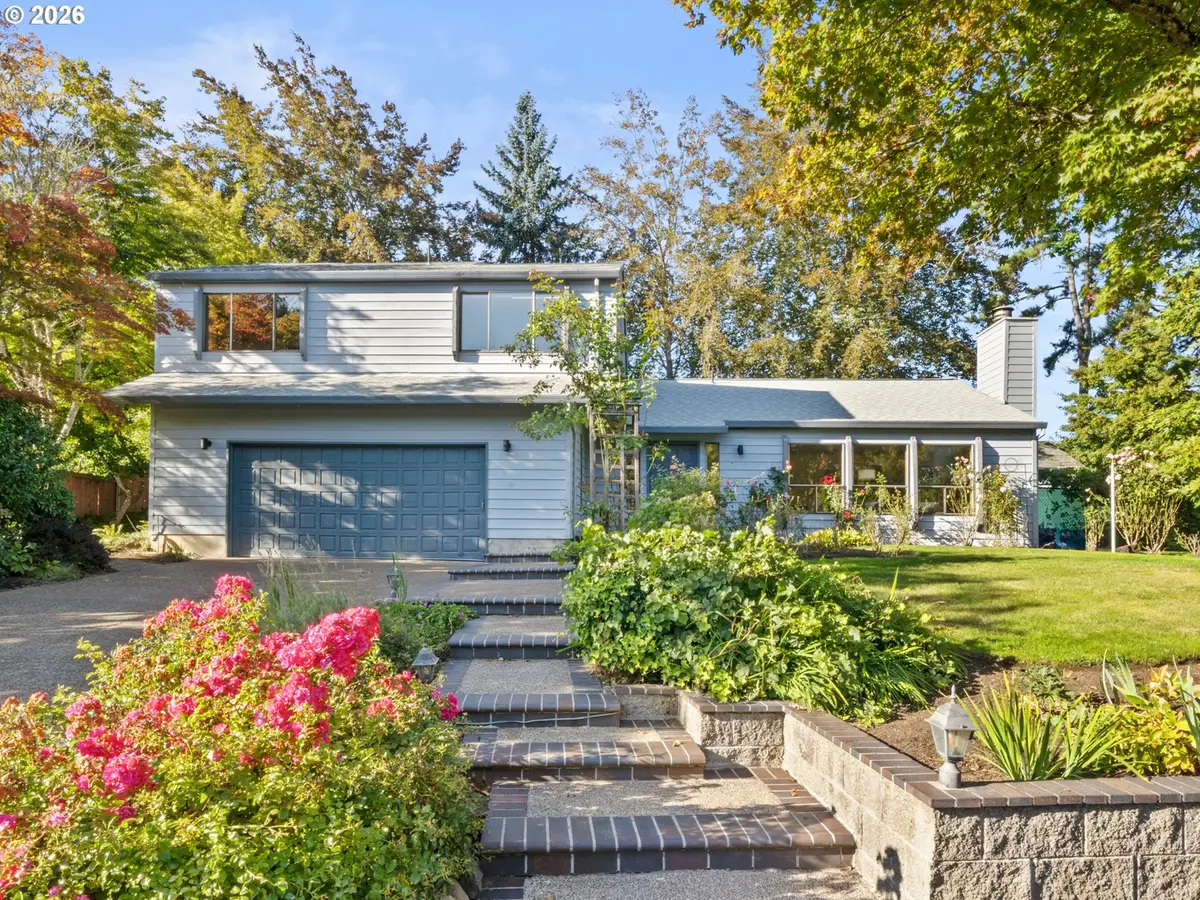 801 Timberline Dr, Lake Oswego, OR 97034 - #1