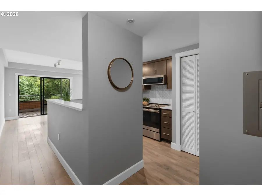 701 Columbia St #311, Vancouver, WA 98660 - #3