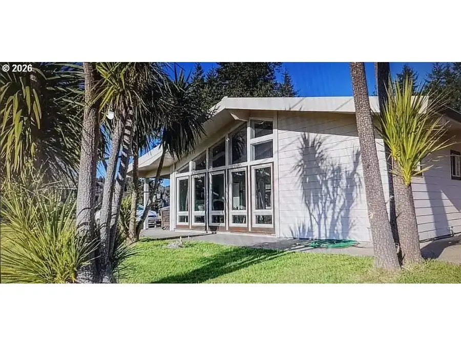 94475 Golf Course Ln, Eastside, OR 97459 - #3