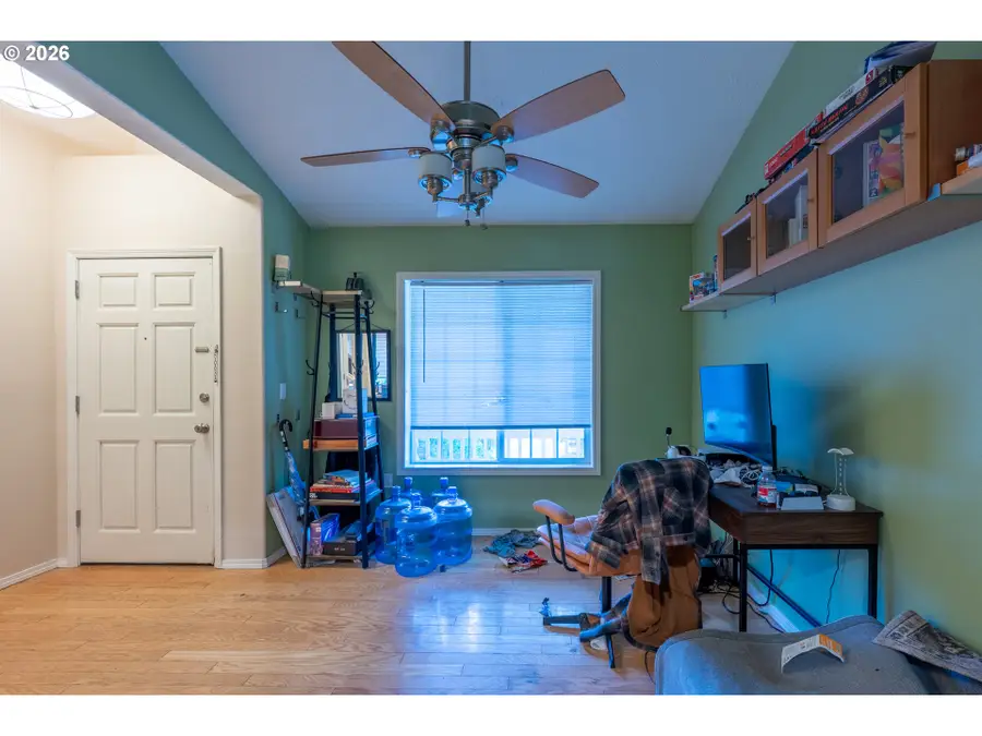 5204 SW 201st Ave, Beaverton, OR 97078 - #3