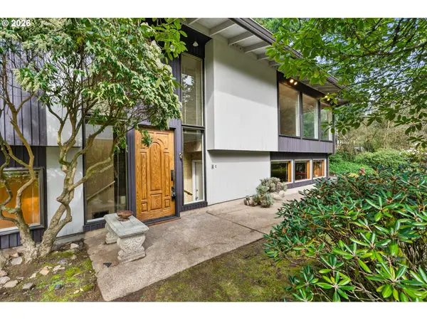 1305 SW Upland Dr, Portland, OR 97221