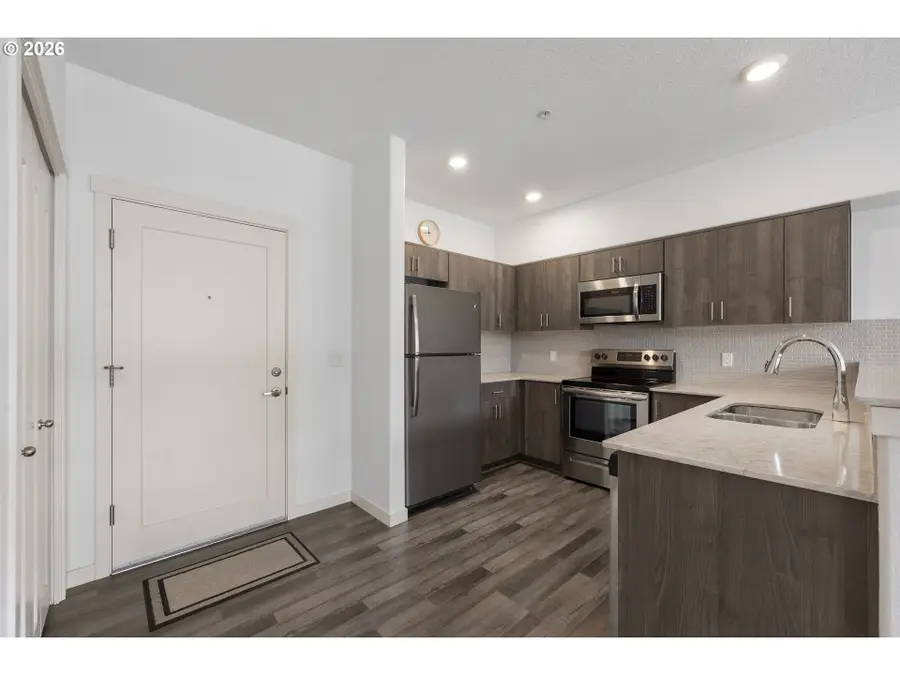 17137 SW Appledale Rd, Beaverton, OR 97007 - #2