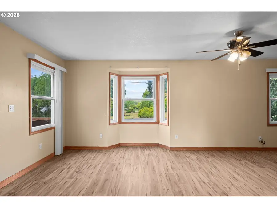 2544 34th Ave, Longview, WA 98632 - #3