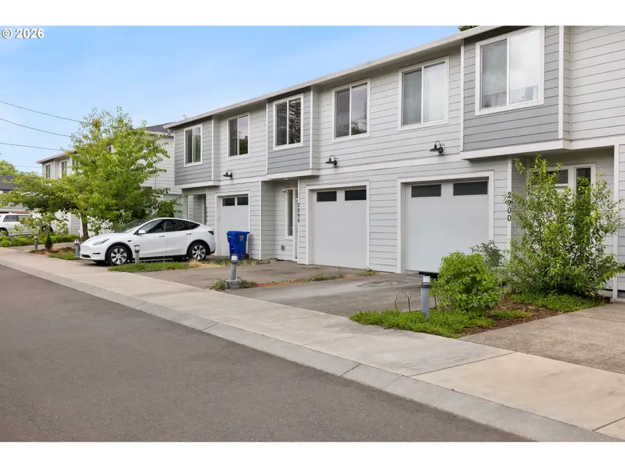 2896 SE 87th Ave, Portland, OR 97266 - #3