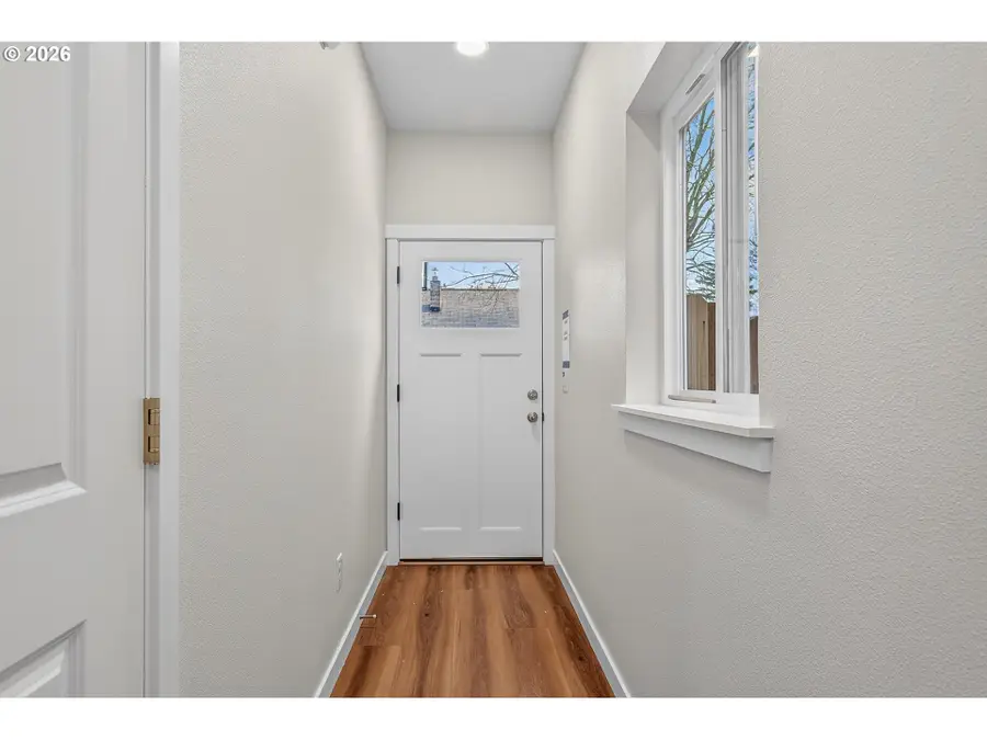 9263 E Burnside St, Portland, OR 97216 - #3