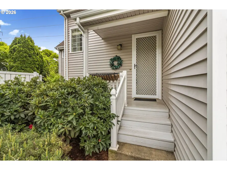 482 Covey Ln, Eugene, OR 97401 - #2