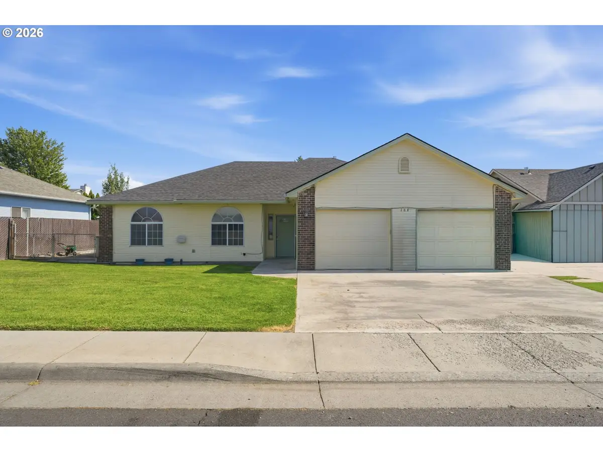 169 Rio Senda St, Umatilla, OR 97882 - #1