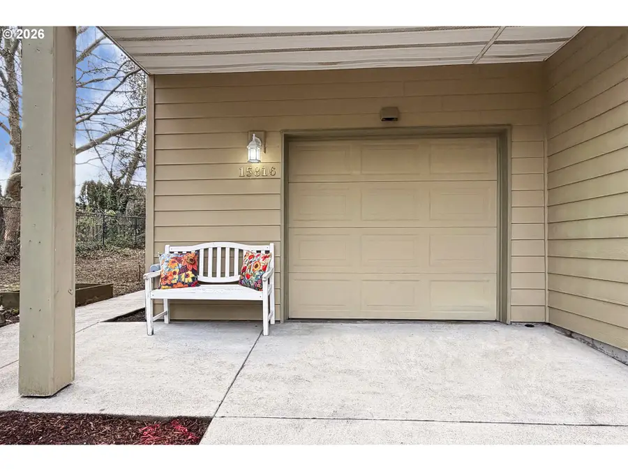 15816 NE Milton Pl, Portland, OR 97230 - Image #2