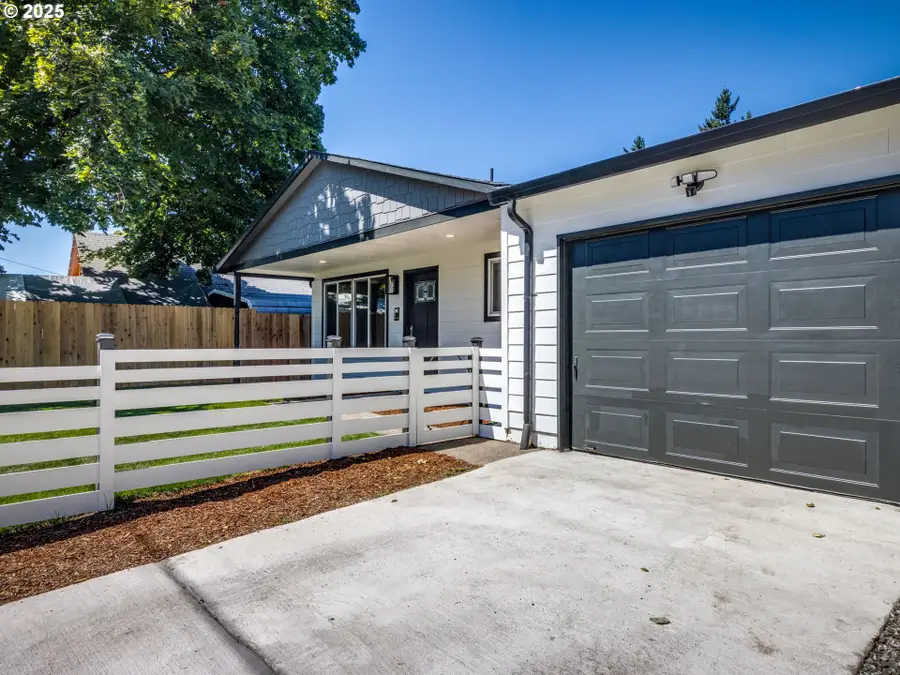 5903 SE Nehalem St, Portland, OR 97206 - Image #3