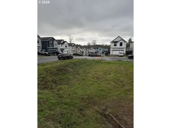 1030 N Auburn Pl, Ridgefield, WA 98642