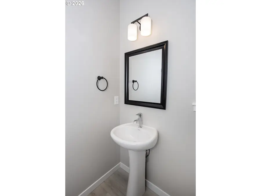 Address Withheld By Seller, Vancouver, WA 98682 - #3