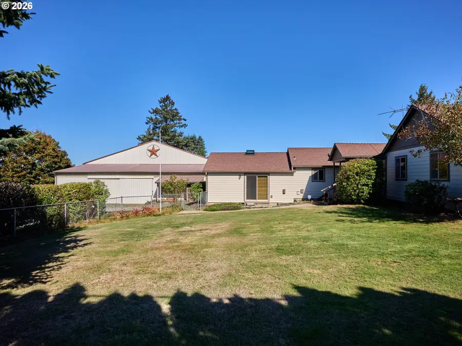 1060 Silver Falls Dr Ne, Silverton, OR 97381 - #2