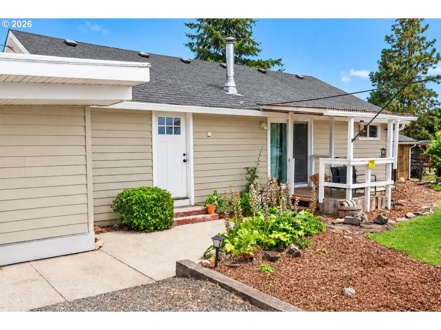 75101 Townsend Rd, Rainier, OR 97048 - #3