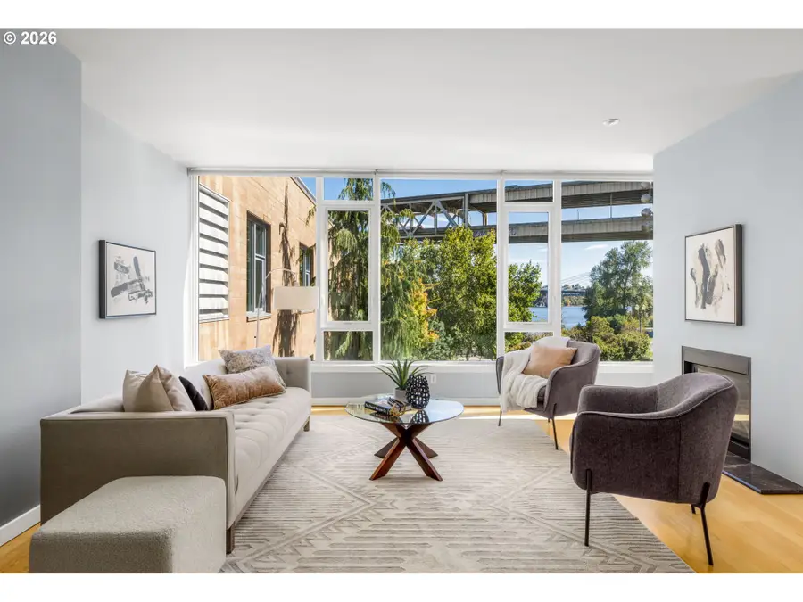 1920 S River Dr #202, Portland, OR 97201 - #2