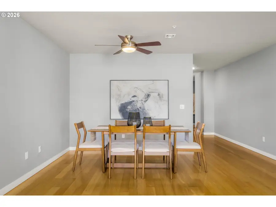 1920 S River Dr #202, Portland, OR 97201 - #3