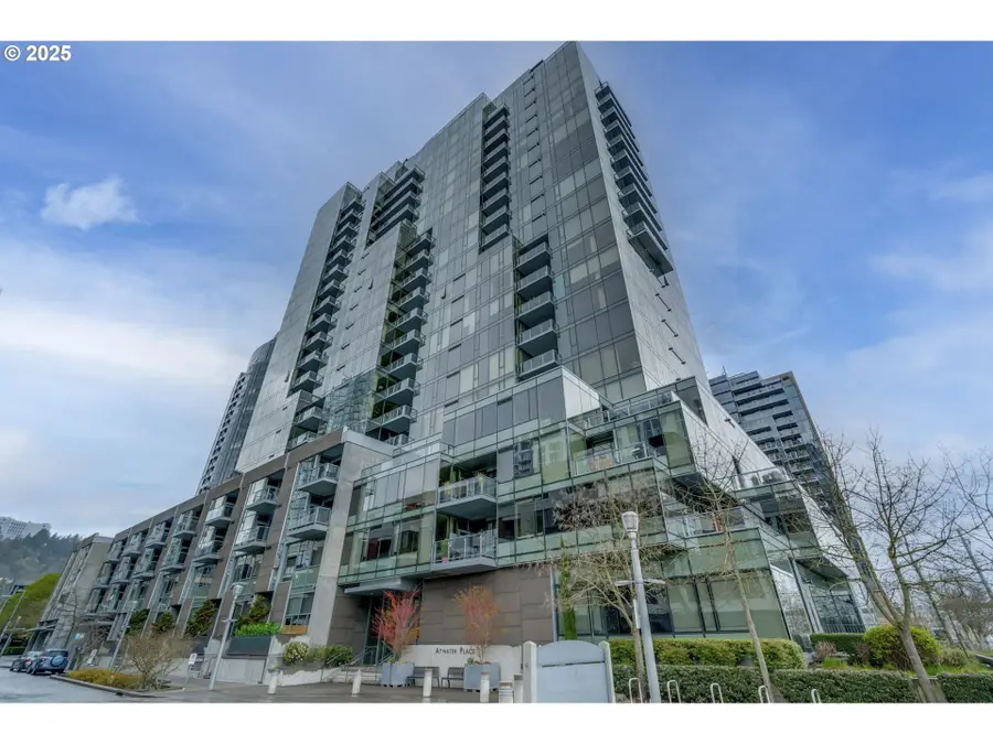 841 S Gaines St #427, Portland, OR 97239 - Image #3