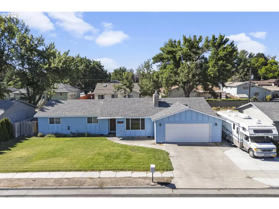 335 W Mckenzie Ave, Hermiston, OR 97838 - #2
