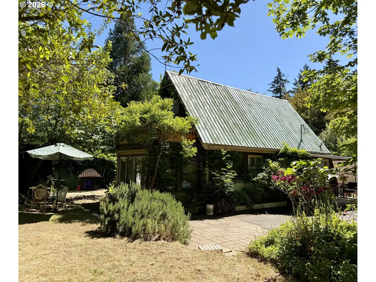 185 Ecklund St, Canyonville, OR 97417 - #1